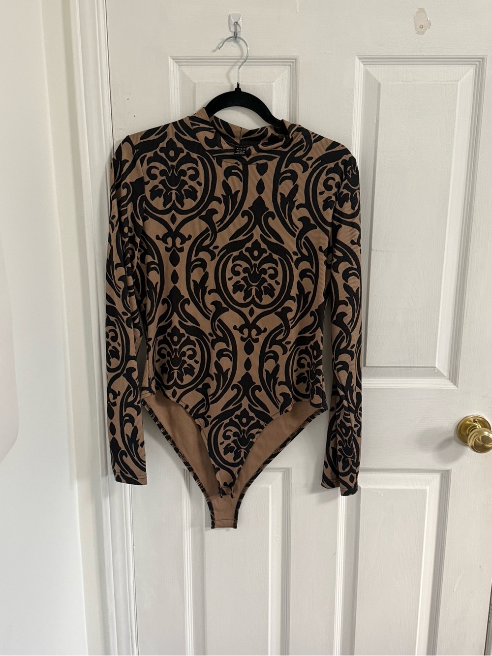 SHEIN Brown and Black Damask-Print Long-Sleeve Bodysuit Sweater